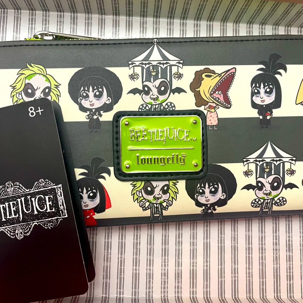 Beetlejuice loungefly wallet
